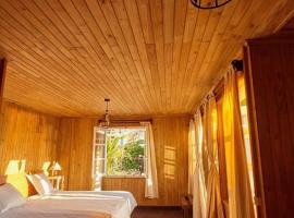 Sunset Madiorano Bungalow avec petit dèjeuner by MVR Koncièrgerie，位于Ambolomailaka的酒店