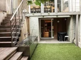 Family house with sauna close to the sea