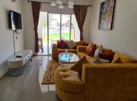 bel appartement à louer，位于卡博尼格洛的酒店