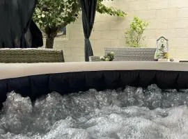 Studio jacuzzi à l'abri des vents