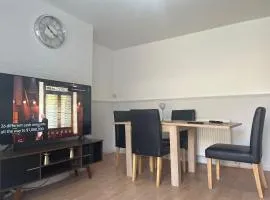 Beautiful and Comfortable 3 or 4 bedroom house in Tilbury