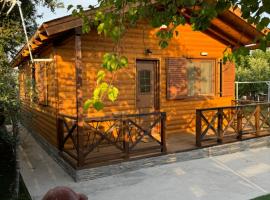 Estia Wood Living & Spa, Nea Kallikrateia，位于尼亚·卡利克拉提亚的酒店