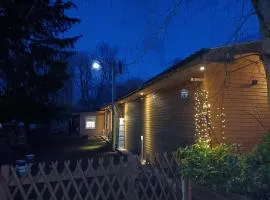Monteur- Ferienwohnung für 5 Pers Gartenhaus