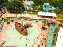 Spazzio diRoma com acesso ao Acqua Park - Adriele