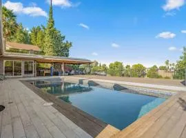 Middlebury Heights with Pool