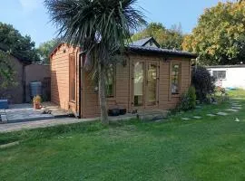 Adventure Cabin Retreat 'The CabAnne' No Shower