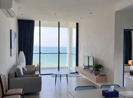 Santorineo Sematan 2 Bedroom Suite