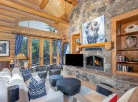 Incredible 3BR Ski In-Out Home with Views!