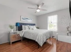 Fly In Style Charming Townhome 6 Mins from RIC