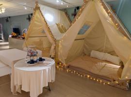 Penang Indoor Camping Tent Romantic Stay up to 7 pax，位于日落洞的酒店