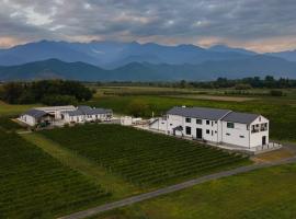 Eclipse Winery Boutique Hotel，位于克瓦雷利的酒店