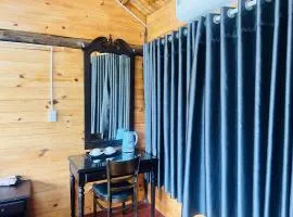 Khu Nghỉ dưỡng Sinh thái Nhà Lụa Retreat