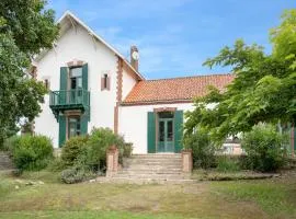 Villa de famille pour 13 à 200m de la mer