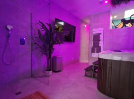 Ubud suite and spa，位于图尔昆的酒店