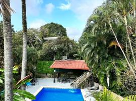 Brillasol Airport Hotel，位于阿拉胡埃拉的酒店