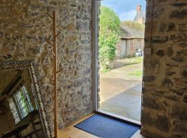The Drewe Arms, Broadhembury，位于Broadhembury的酒店