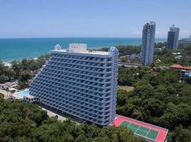 Beach front Apartment RAYONG CONDOCHAIN，位于班派克龙菲的酒店