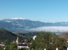 Vue panoramique - Confortable - Piscine - Randonnées - Skis，位于丰罗默奥代洛维亚的酒店