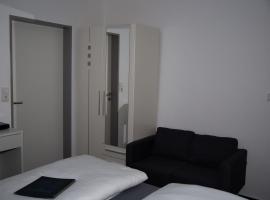 Hotel Restaurant Harrier Hof，位于Fünfhausen的酒店