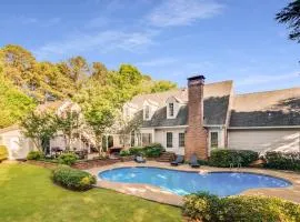Private Pool Spacious 5BR Family-Friendly Home