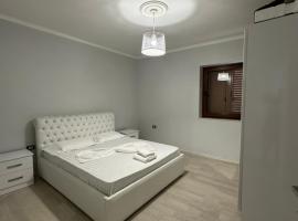 Holiday Apartment，位于Bajram Curri的酒店