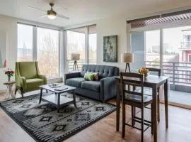 Luxury 1 bedroom 1bath Pearl District Fast WiFi