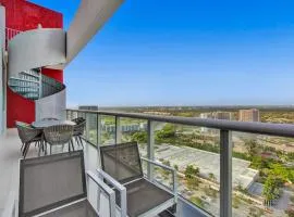 Penthouse Sky Suite - 2BDR2BTH - Private Rooftop Terrace