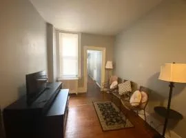 Clover 2900 - Apartment and Rooms with Private Bathroom near Washington Ave South Philly