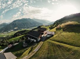 PETER'S - Bergbauernhof mit Weitblick，位于维尔德科格尔山麓布兰贝格的酒店