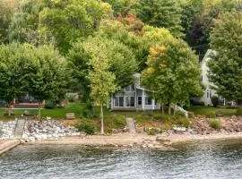 Shelburne Bay Retreat Modern 3BR Lakefront Views
