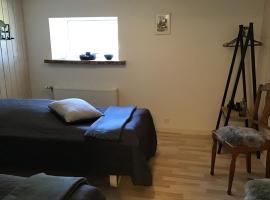 Trynbakkevej 14，位于宾德斯莱弗的酒店