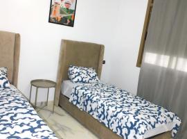 MB Appartement Cosy clim wifi 5 min de la Plage，位于萨伊迪耶的酒店