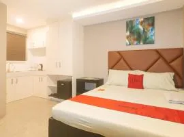 RedDoorz Plus at Seventy Five Inn Near Manila Airport，位于马尼拉帕拉纳克的酒店