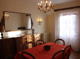 Homestay Château De Saint-Maixant，位于Saint-Maixant的酒店