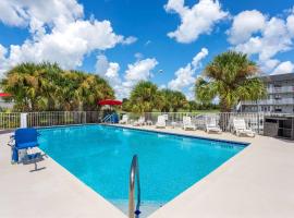 Howard Johnson by Wyndham Orlando Lake Buena Vista South，位于基西米的酒店
