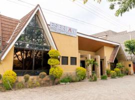 Eseriani The Hotel，位于奈瓦沙的酒店