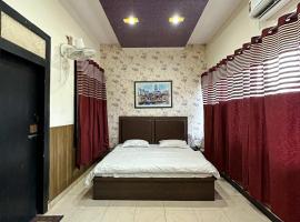 Hotel ACE，位于Kurukshetra的酒店