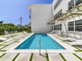 The Crescent at Coral Beach 101 condo