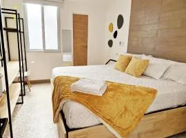 Spacious-Comfortable, King bed, Miraflores Area H16