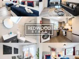 Spacious 3-Bedroom Serviced House, Free On-Street Parking, Free WiFi By Redwood Stays