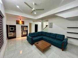 Padmanabham Villa Blissful 3BHK Stay Near Airport，位于特里凡得琅的酒店