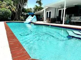 heated pool village Boat Parking WiFi BBQ family getaway