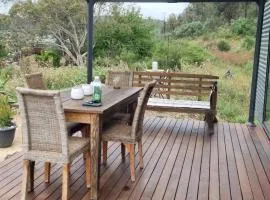 Micro Mansion with big deck and views in Lovely Lithglow