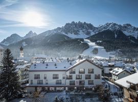 Il Tyrol，位于圣坎迪朵的酒店