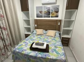 Cantinho Aconchegante - Quarto 01 AR-condicionado，位于Bayeux的民宿