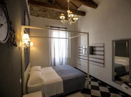Manì Rooms，位于卡利亚里的酒店