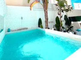 LuxuryVilla with Private Heated pool And Spa 7P