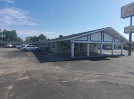 American Inn，位于Pratt的酒店