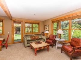Trappers Crossing #8770 by Summit County Mountain Retreats，位于基斯通的酒店
