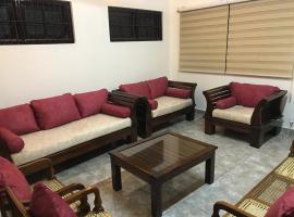 Spacious 3-Bedroom Apartment Near Colombo Indoor Stadium，位于科伦坡的酒店